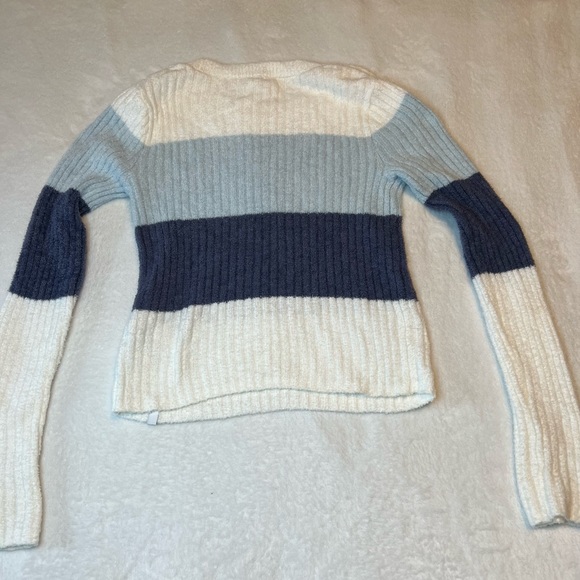 Abercrombie Kids Super Stretchy Blue Striped Sweater Size 9/10 - Picture 4 of 7